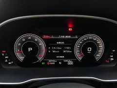 Audi Q3 2023 35 TFSI Fashionable and Dynamic (1.4T) - фото 15