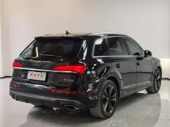 Audi Q7 55 TFSI quattro S line Sport - фото 4