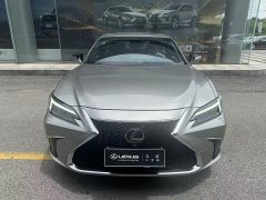Lexus ES 200 Premium Edition - фото 2
