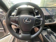 Lexus ES 200 Premium Edition - фото 6