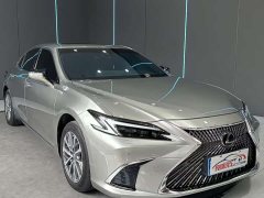 Lexus ES 200 Premium Edition - фото 3