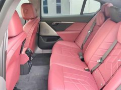 BMW i5 eDrive 35L M Sport Package - фото 12