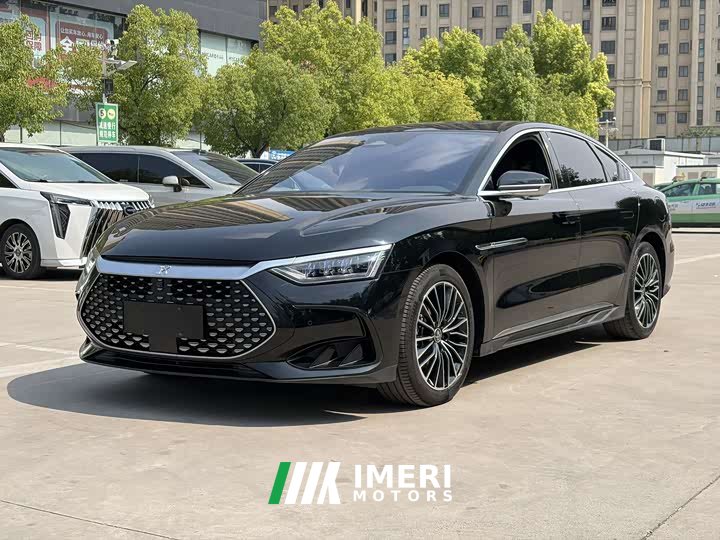 BYD Han DM-i 121KM Premium Edition - автомобиль из Китая