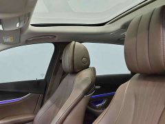 Mercedes-Benz E-Class New Energy E 350 e L plug-in hybrid sedan - фото 9