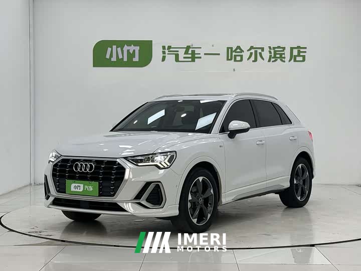 Audi Q3 35 TFSI Fashionable and Dynamic - автомобиль из Китая