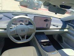 Buick Envision Plus Avenir - фото 3