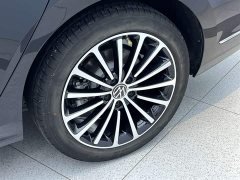 Volkswagen Passat Year Outstanding Edition 380TSI Longteng Edition - фото 11