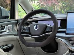 Denza D9 DM-i Intelligent Driving Edition 1020 AWD Premium - фото 15
