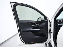 Mercedes-Benz GLC 260 L 4MATIC Luxury 5-Seater - фото 20