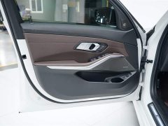 BMW 3 Series 325Li M Sports Night Package - фото 11