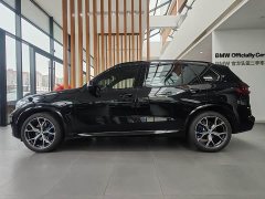 BMW X5 2022 facelift xDrive 40Li M sports package - фото 4