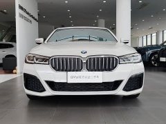 BMW 5 Series 2022 525Li M Sports Package - фото 2