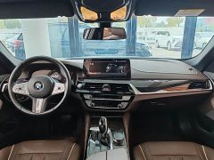 BMW 5 Series 2022 525Li M Sports Package - фото 9