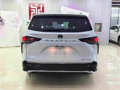 Toyota Granvia 2.5L Hybrid Premium PLUS AWD - фото 5