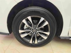 Toyota Granvia 2.5L Hybrid Premium PLUS AWD - фото 8