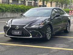 Lexus ES 260 Excellence Edition - фото 1