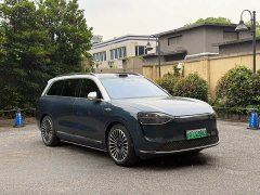 AITO Wenjie M9 pure electric Ultra version 100kWh 6-seater version - фото 3