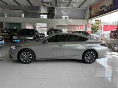 Lexus ES 200 Premium Edition - фото 8