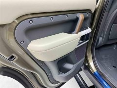 Land Rover Defender 110 P400 X-Dynamic HSE - фото 15