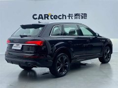 Audi Q7 55 TFSI quattro S line Sport - фото 3