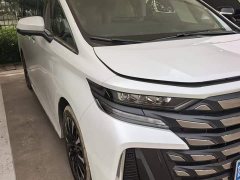 Toyota Wilfa Crown Dual Engine 2.5L Supreme Executive Edition - фото 1