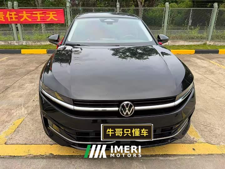 Volkswagen Magotan 300TSI Premium Edition - автомобиль из Китая