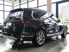 BMW X7 2024 xDrive40i Leading Luxury Package - фото 6