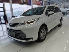 Toyota SIENNA 2.5L Hybrid Premium Edition - фото 1