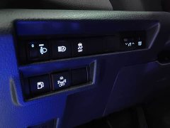 Toyota SIENNA 2.5L Hybrid Premium Edition - фото 10