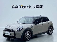 MINI 2.0T COOPER S Artist Five-Door Edition - фото 1