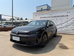 Volkswagen Sagitar L 300TSI DSG luxury - фото 1