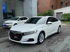 Honda Accord 2022 260TURBO Deluxe Edition - фото 1
