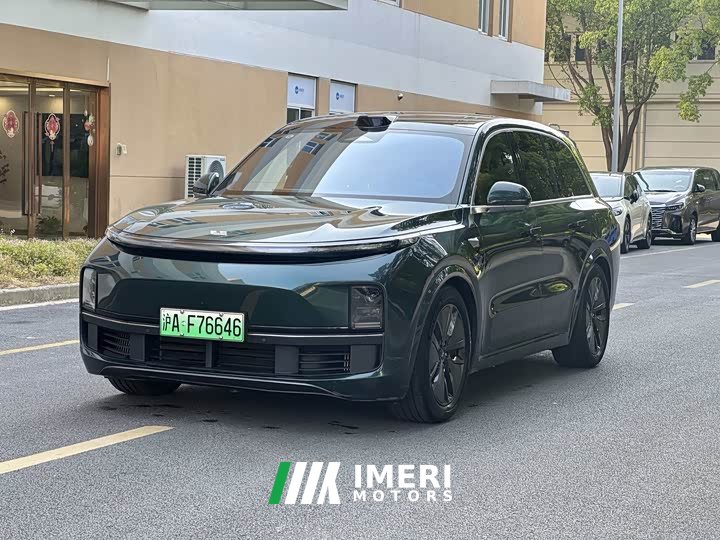 Li Auto Ideal L8 Max - автомобиль из Китая