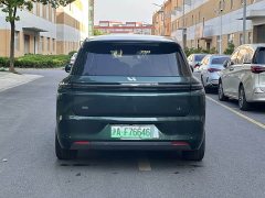 Li Auto Ideal L8 Max - фото 15
