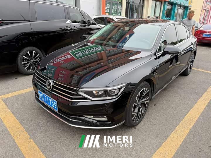 Volkswagen Magotan 2020 330TSI DSG luxury - автомобиль из Китая