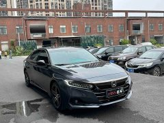 Honda Accord 260TURBO Magic Night Premium Edition - фото 3