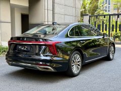 Hongqi H5 2.0T automatic smart connected flag version - фото 7