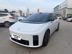 Li Auto Ideal i6 2025 two-wheel drive standard version - фото 2