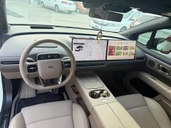 Li Auto Ideal i6 2025 two-wheel drive standard version - фото 7
