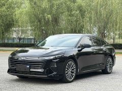 Lynk & Co Pentium B70 Dragon Edition 1.5T Leading - фото 1