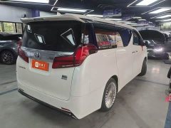 Toyota Alphard 2021 Hybrid 2.5L Luxury - фото 3
