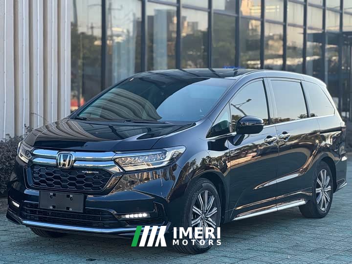 Honda Odyssey 2022 2.0L e:HEV Ruiyuxiang four-seat version - автомобиль из Китая