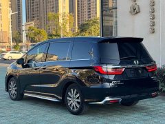 Honda Odyssey 2022 2.0L e:HEV Ruiyuxiang four-seat version - фото 3