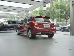 Nissan Tiida 2021 1.6L CVT Smart Travel Edition - фото 6