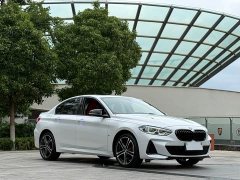 BMW 1 Series facelift 125i M Sports Night Edition - фото 3