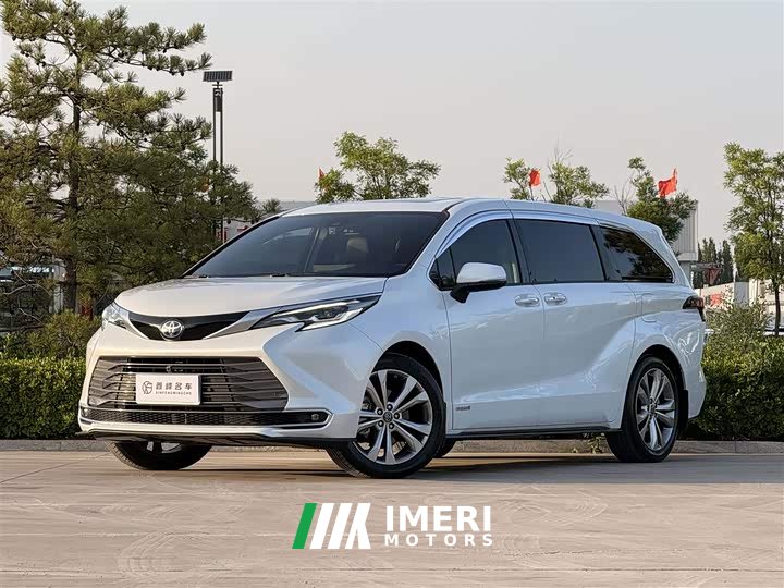 Toyota SIENNA 2.5L Hybrid Premium Edition - автомобиль из Китая