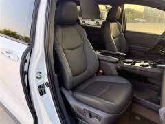 Toyota SIENNA 2.5L Hybrid Premium Edition - фото 10