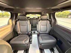 Toyota SIENNA 2.5L Hybrid Premium Edition - фото 20