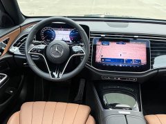 Mercedes-Benz E-Class E 260 L - фото 9