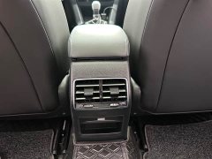 Peugeot 408 2022 1.6T light chasing version - фото 18